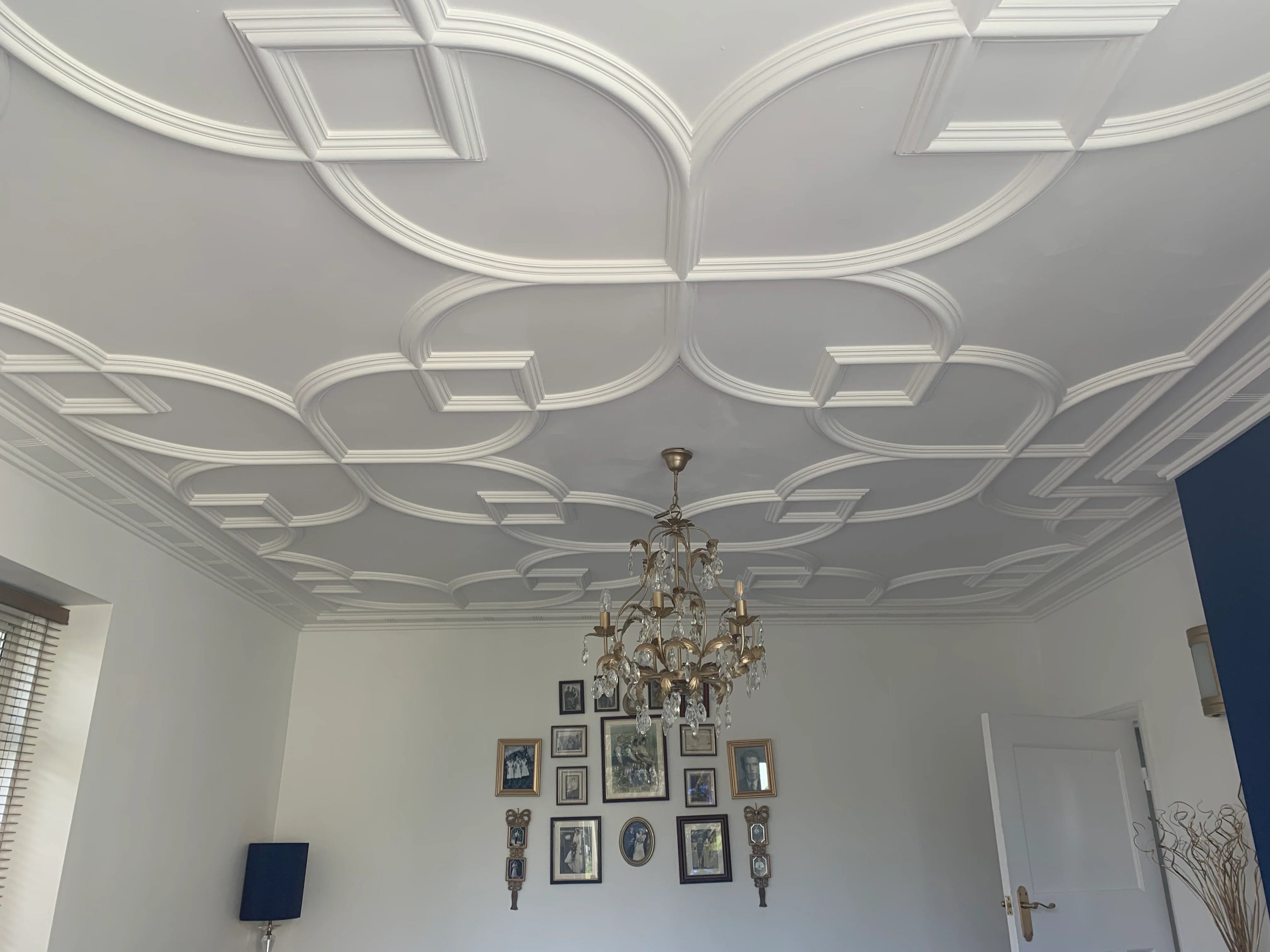 Large Plaster Ceiling Roses